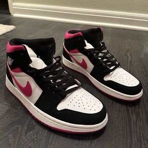 NEW NIKE Air Jordan 1 High Zoom R2T - Women’s - Brand New